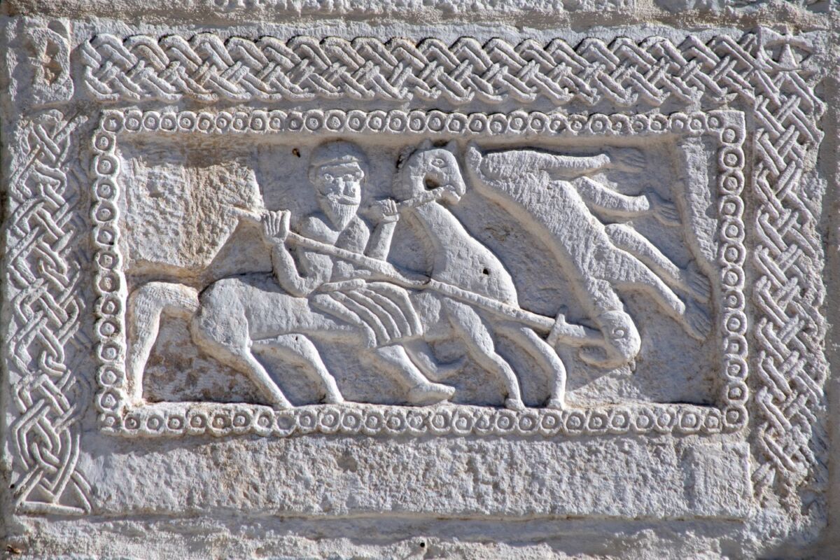 perun_praslavenska_mitologija_zrnovnica1.jpg