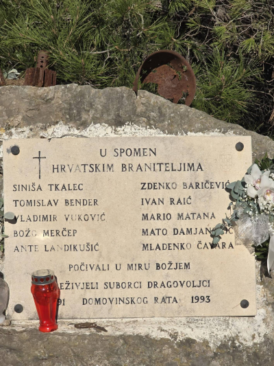 OBILJEŽENA 33. OBLJETNICA POGIBIJE HRVATSKOG BRANITELJA VLADIMIRA VUKOVIĆA VATE