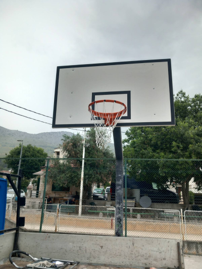 Nove mreže za koš na igralištu