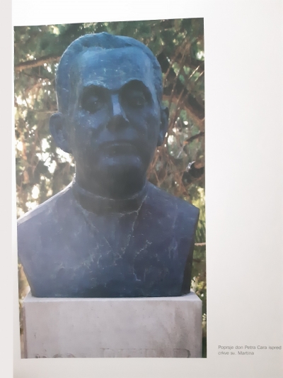 Upoznajemo Podstranu - Uloga svećenika u zajednici